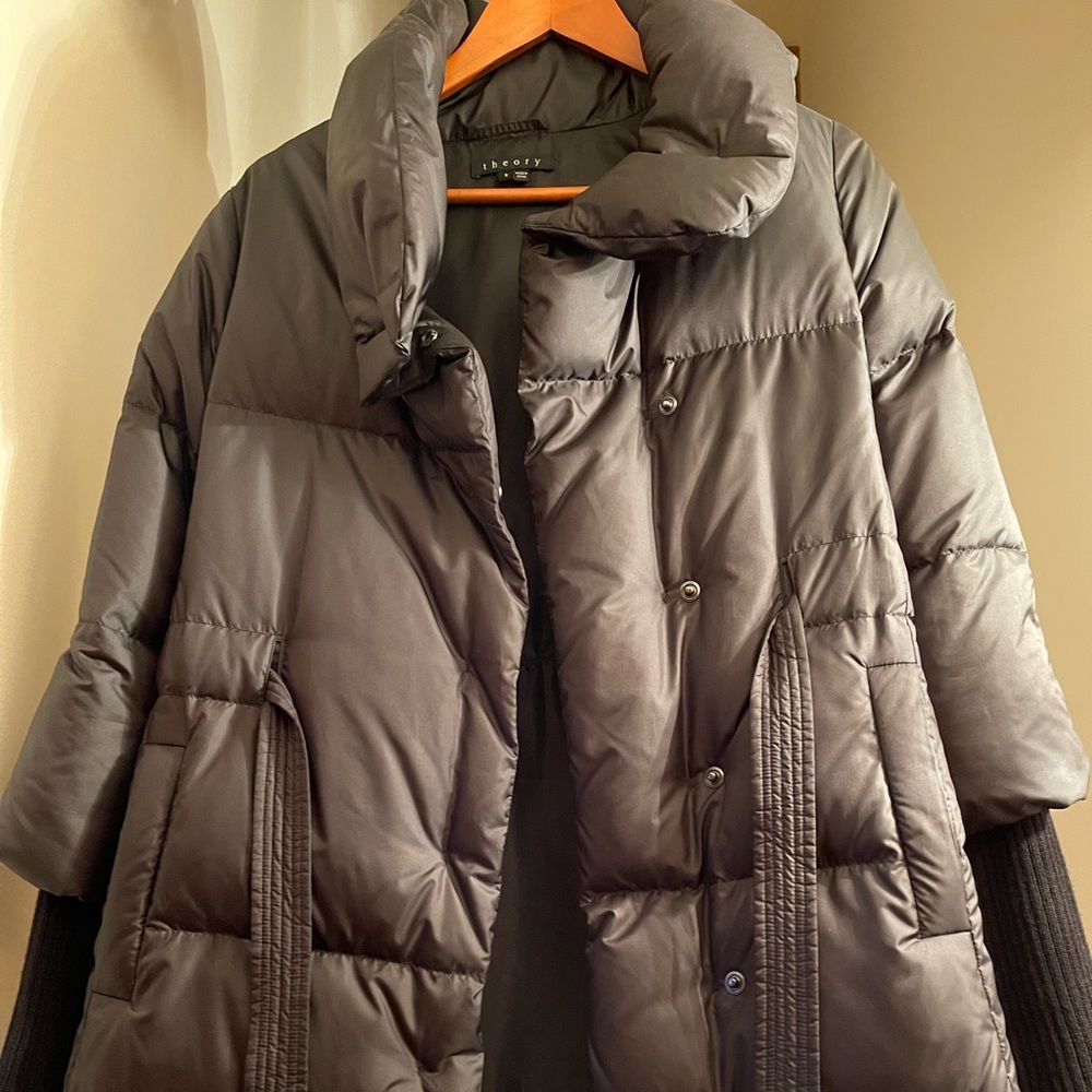 Theory Puffer Coat